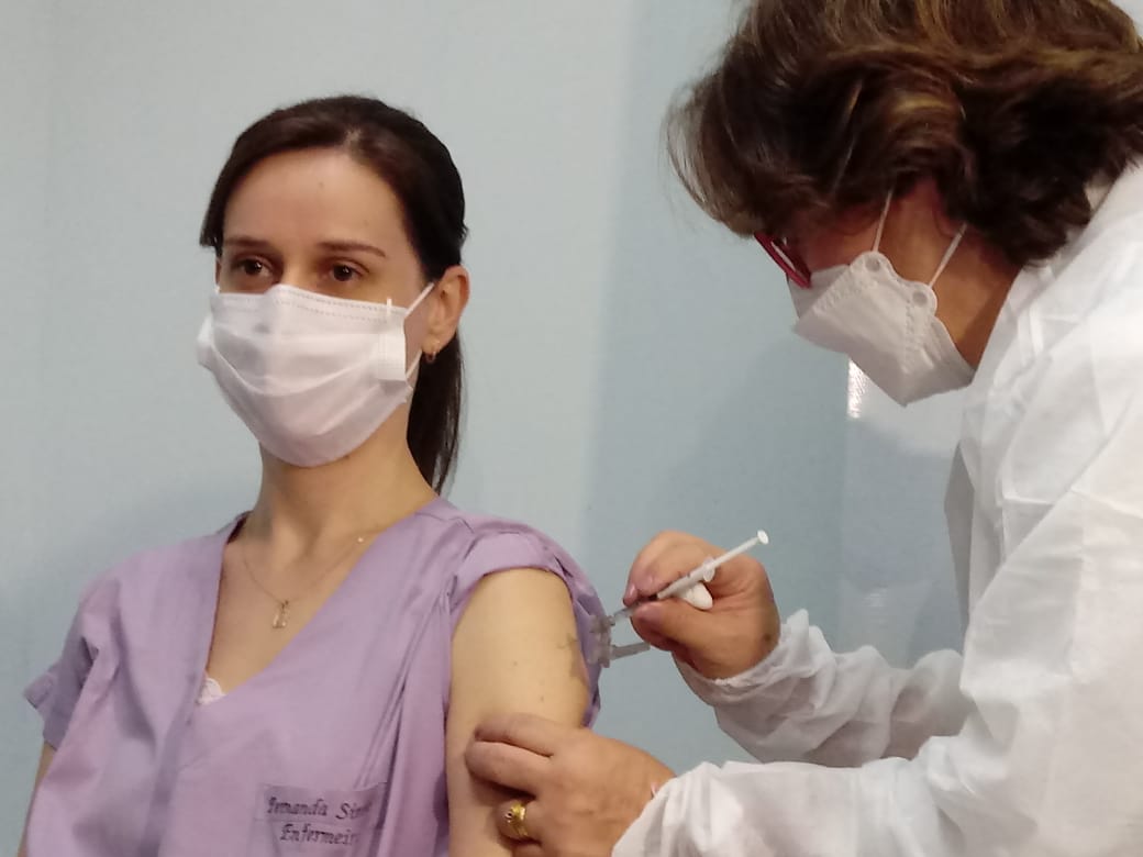 Campinas ultrapassa as 100 mil doses aplicadas