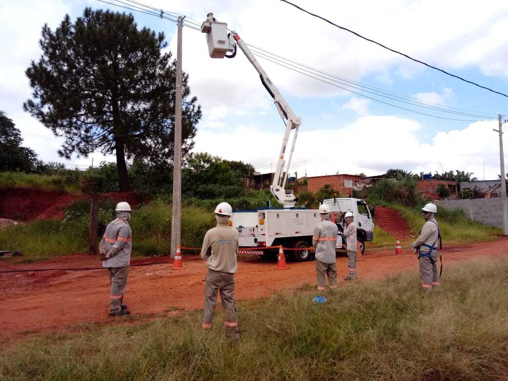 CPFL inicia instalação de rede elétrica na Vila Soma