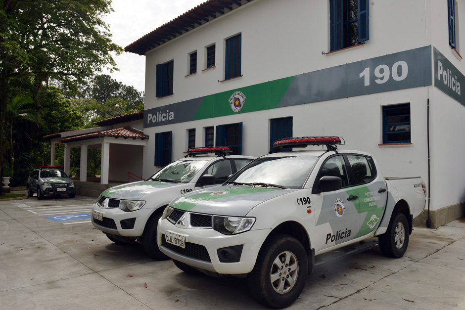 Homem é multado em R$ 14,5 por manter aves irregularmente