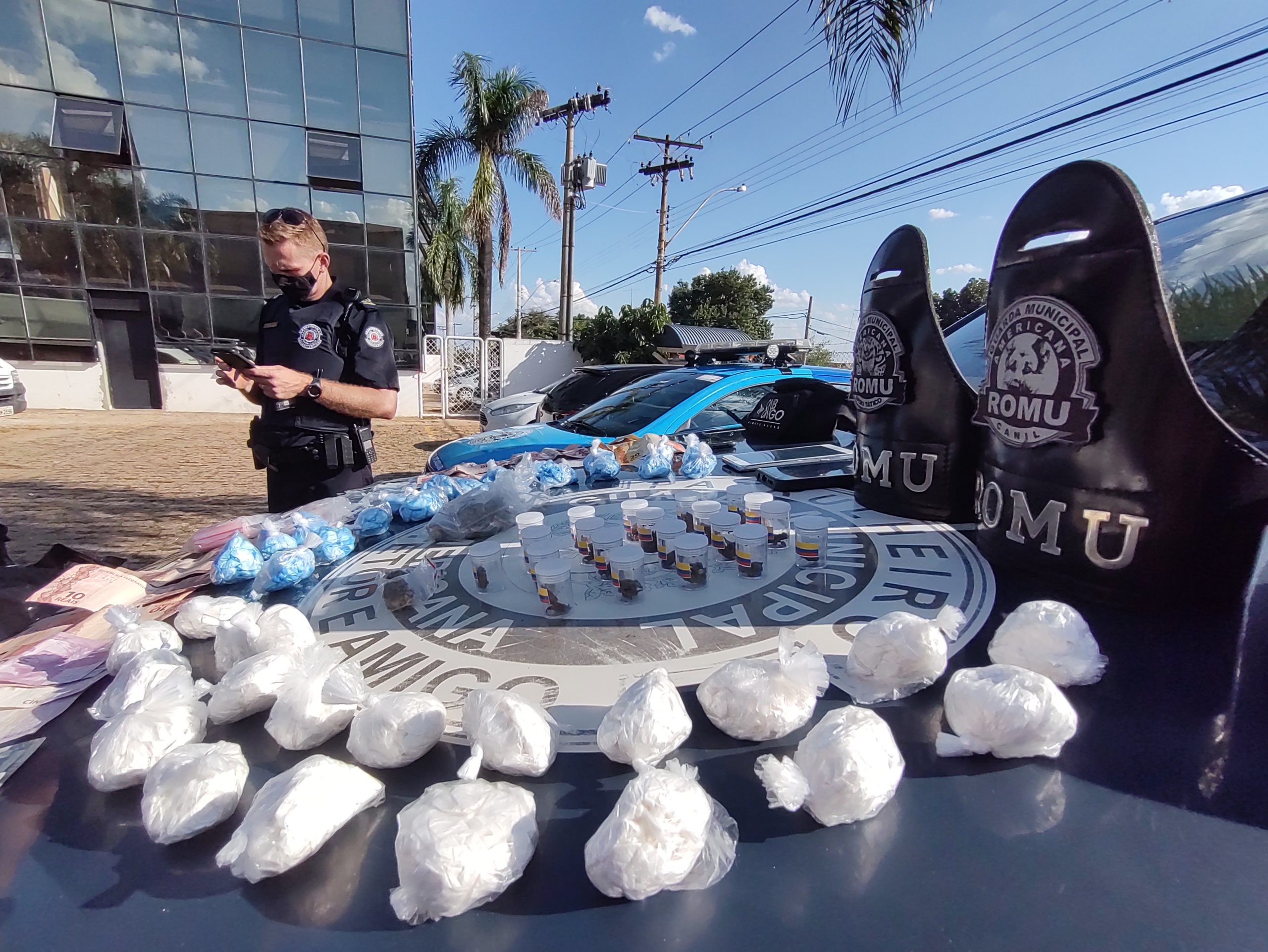 Três são detidos por tráfico em Americana