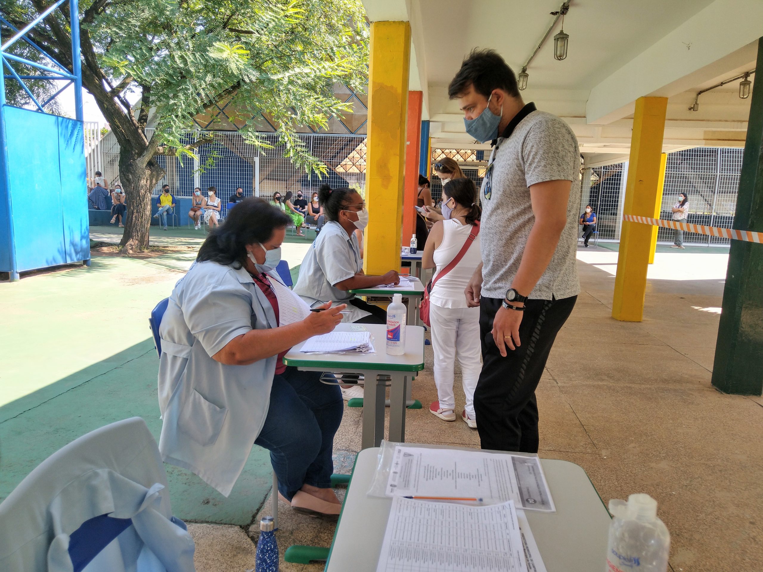 Rejeição de vacina leva ao fim da fila em Campinas