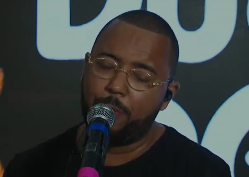 Vereador questiona prefeitura sobre contratação do sambista Dudu Nobre