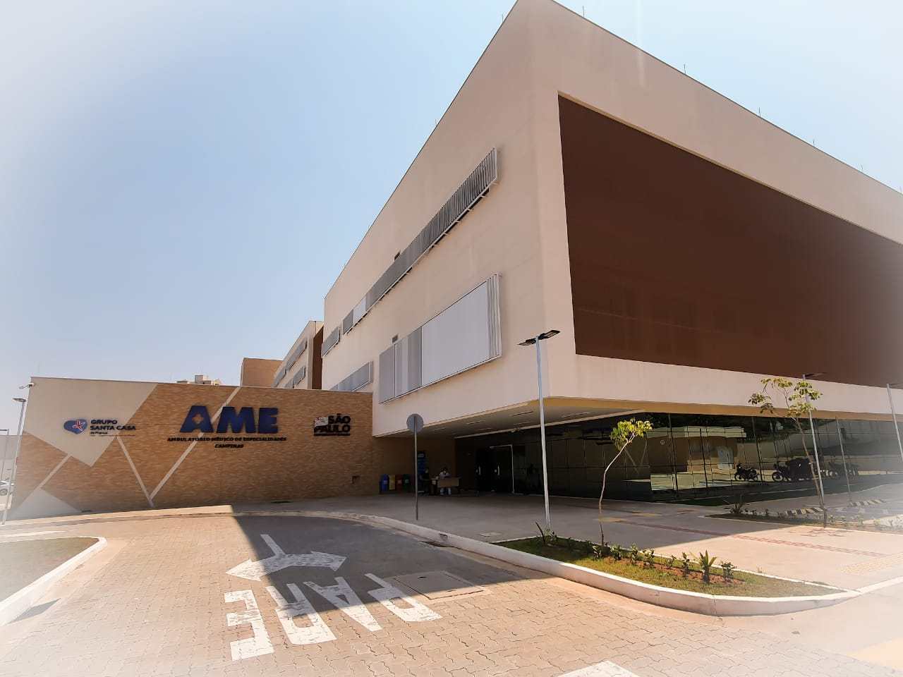 AME de Campinas suspende novas internações