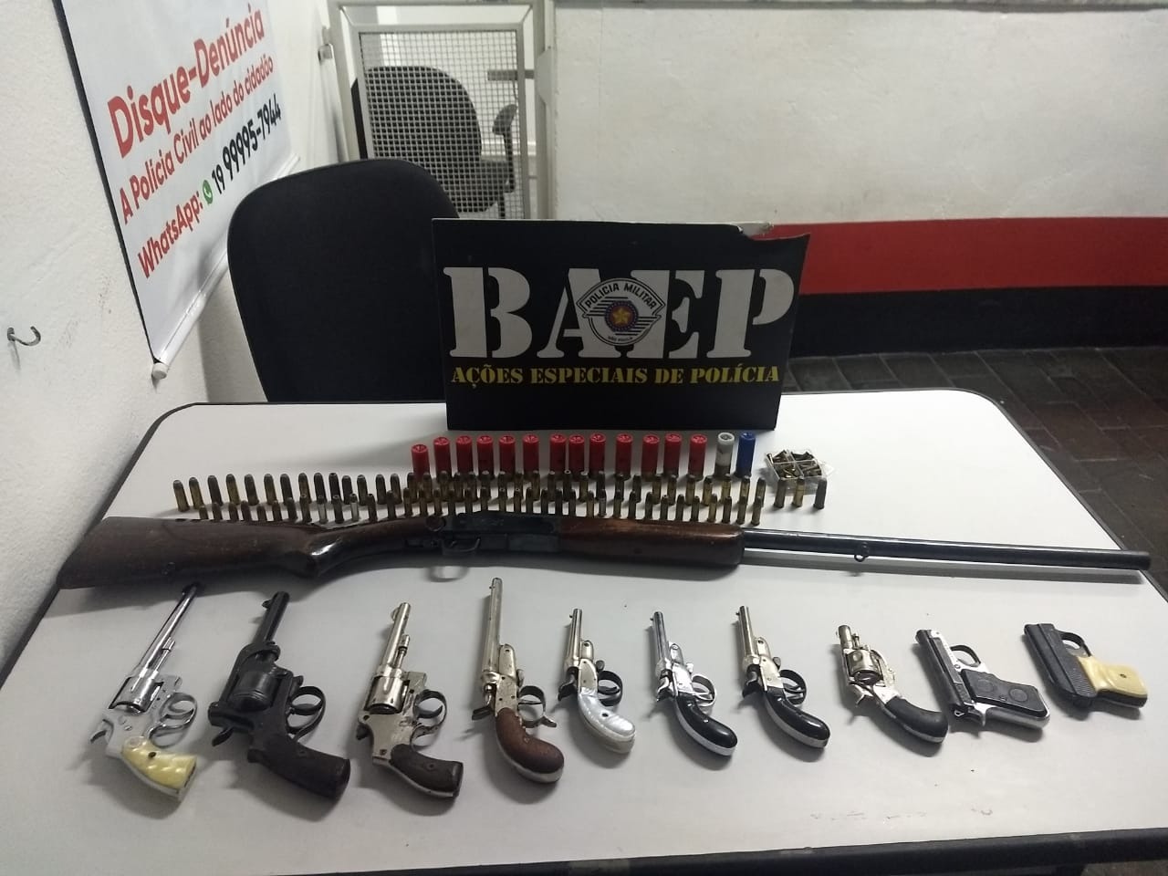 Trio é detido com 12 armas em Campinas