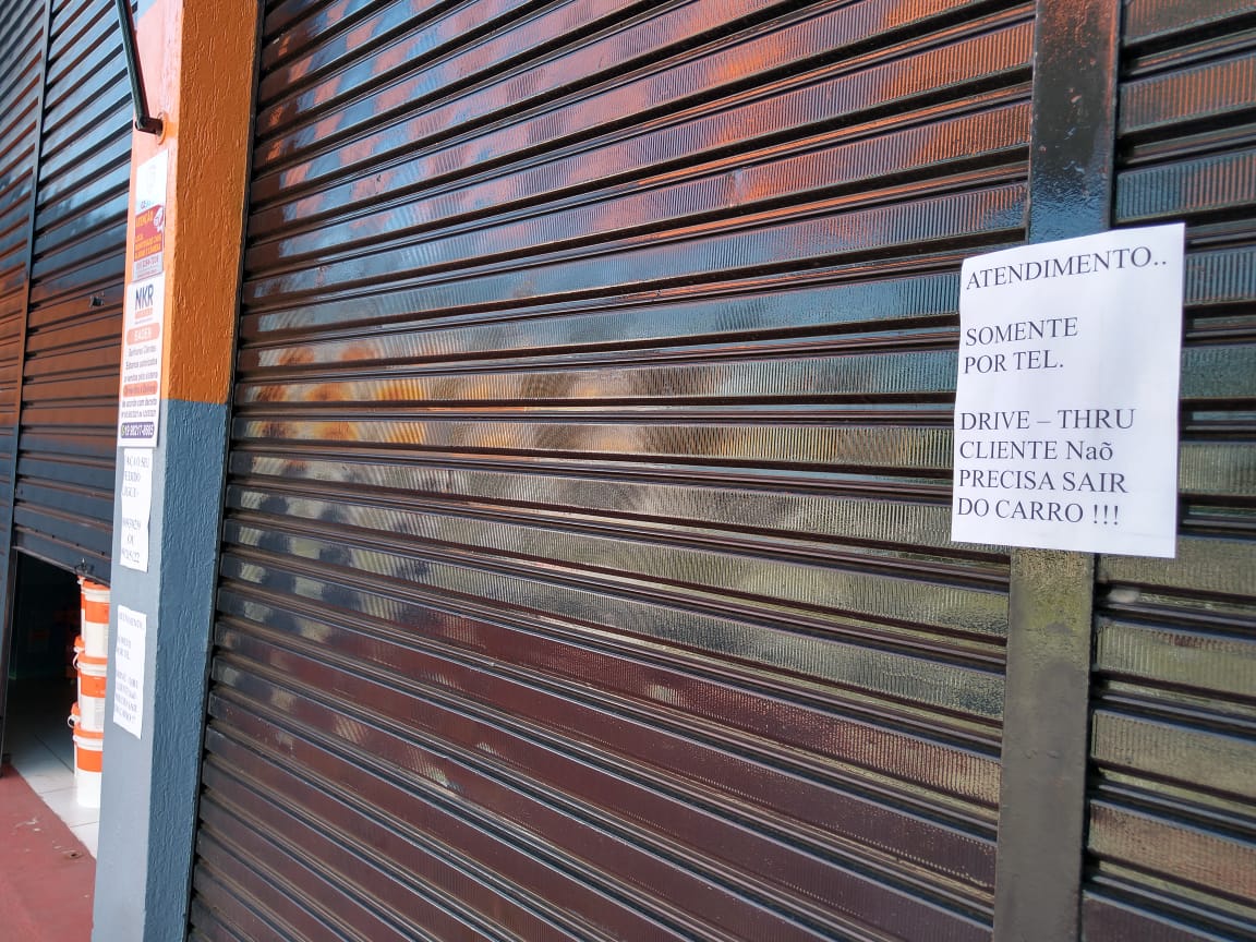 Comércio de Campinas tenta se adaptar à fase emergencial