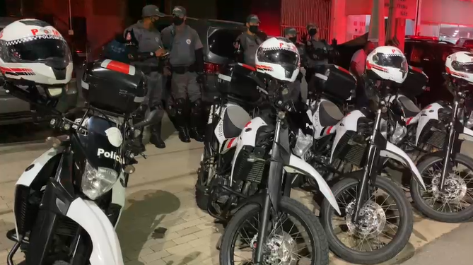 Toque de recolher esvazia ruas e mobiliza PM – veja vídeo