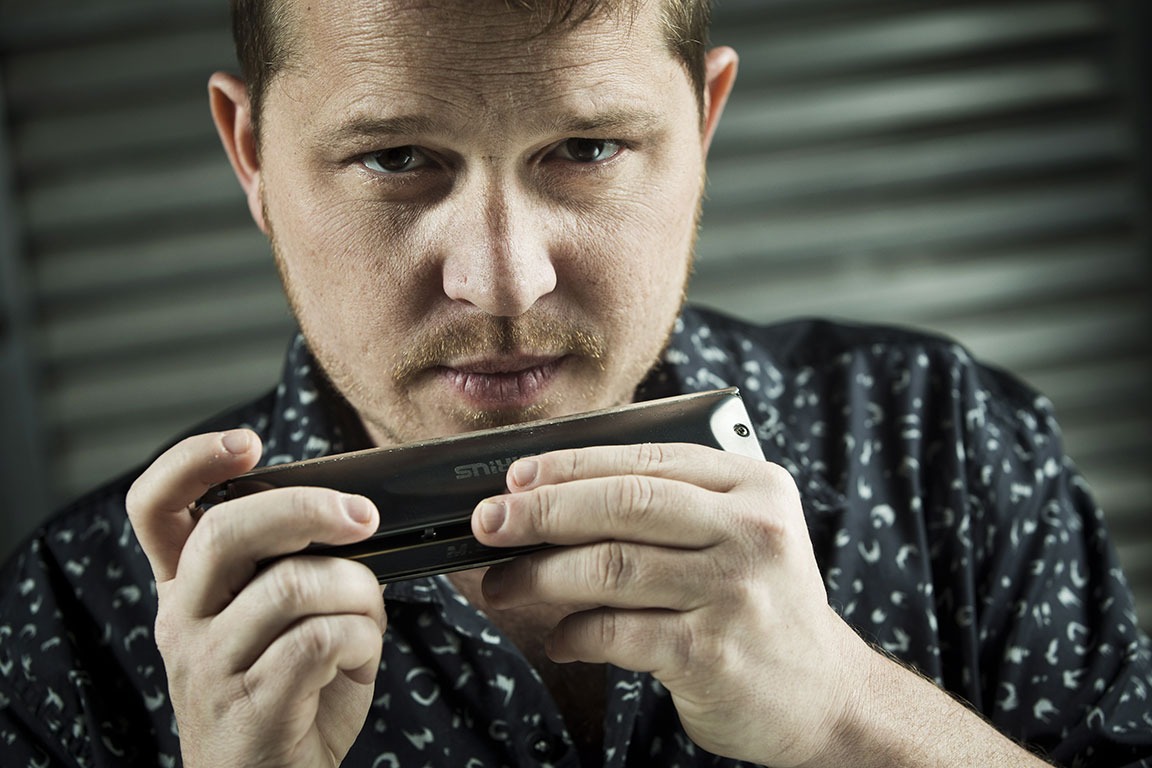 Um dos melhores gaitistas do Brasil lança vídeo com Orquestra Anelo