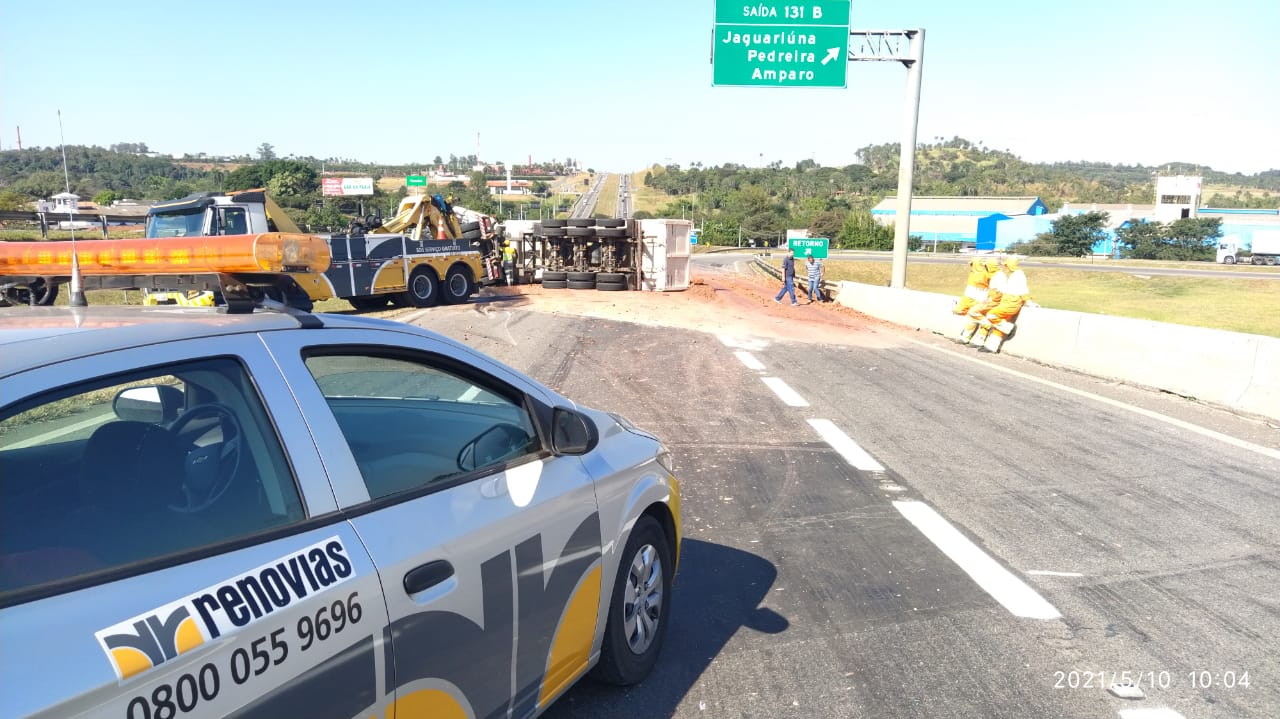 Acidente bloqueia a rodovia a Campinas-Mogi
