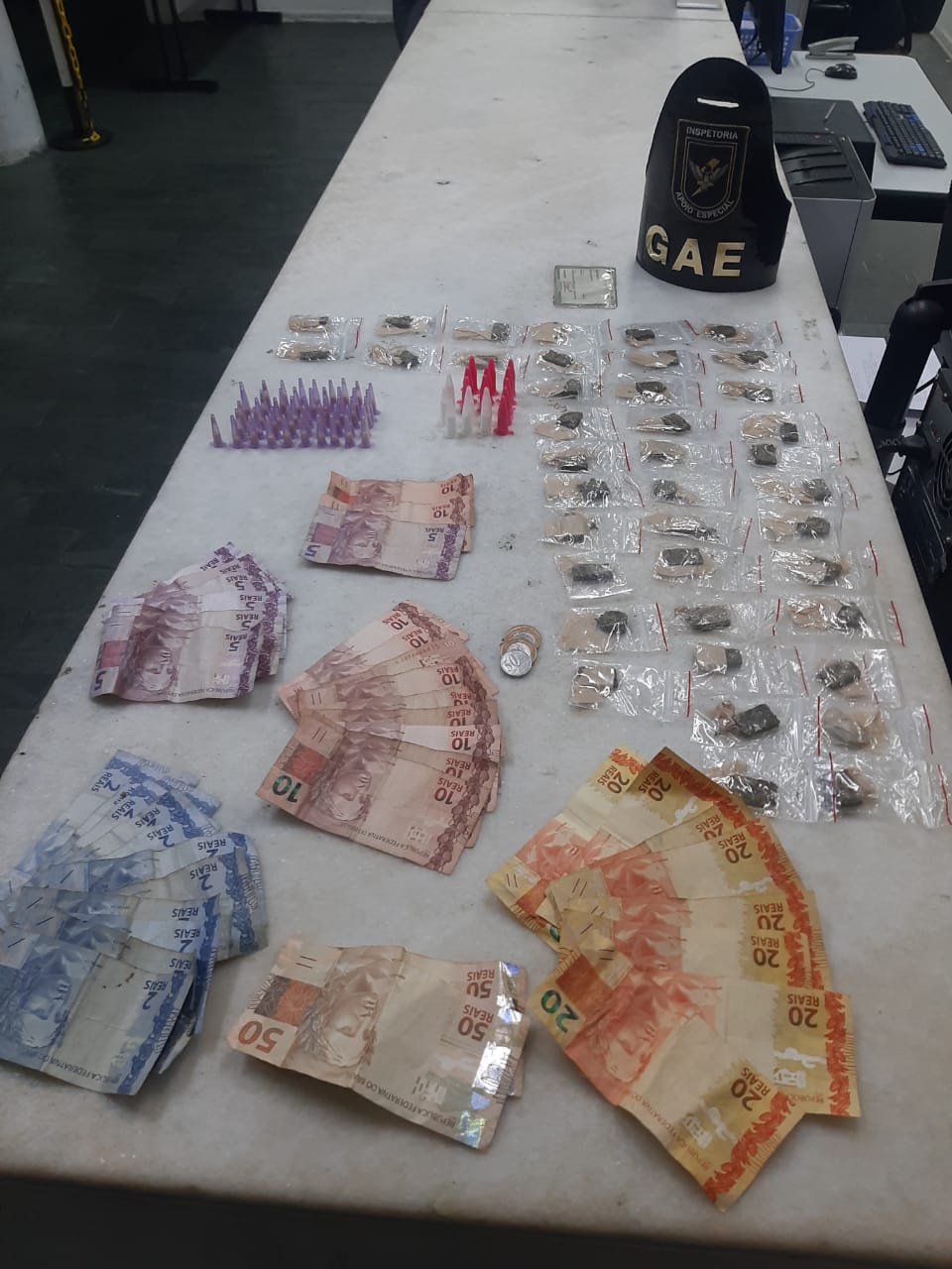 GM prende homem por tráfico na Vila Georgina