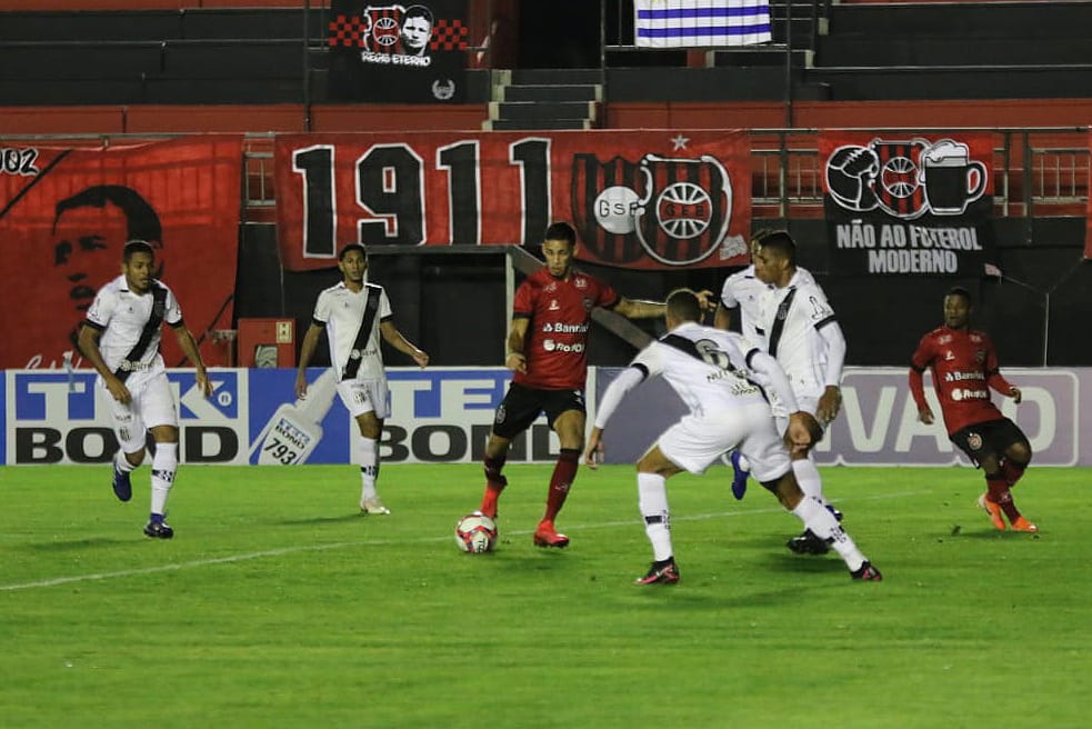 Ponte empata e segue sem vencer na Série B