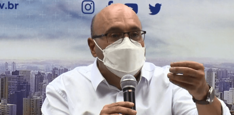 Segundo boletim médico, Dário segue evoluindo bem da covid-19