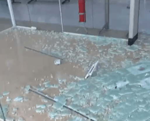 Homem destrói parte da agência do INSS de Indaiatuba