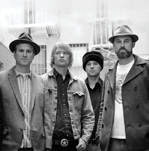 A sonoridade inquieta da banda Cake