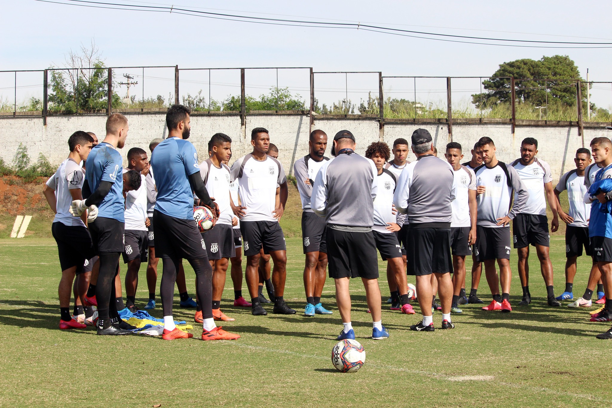 Locatelli deve ser a novidade na Ponte Preta