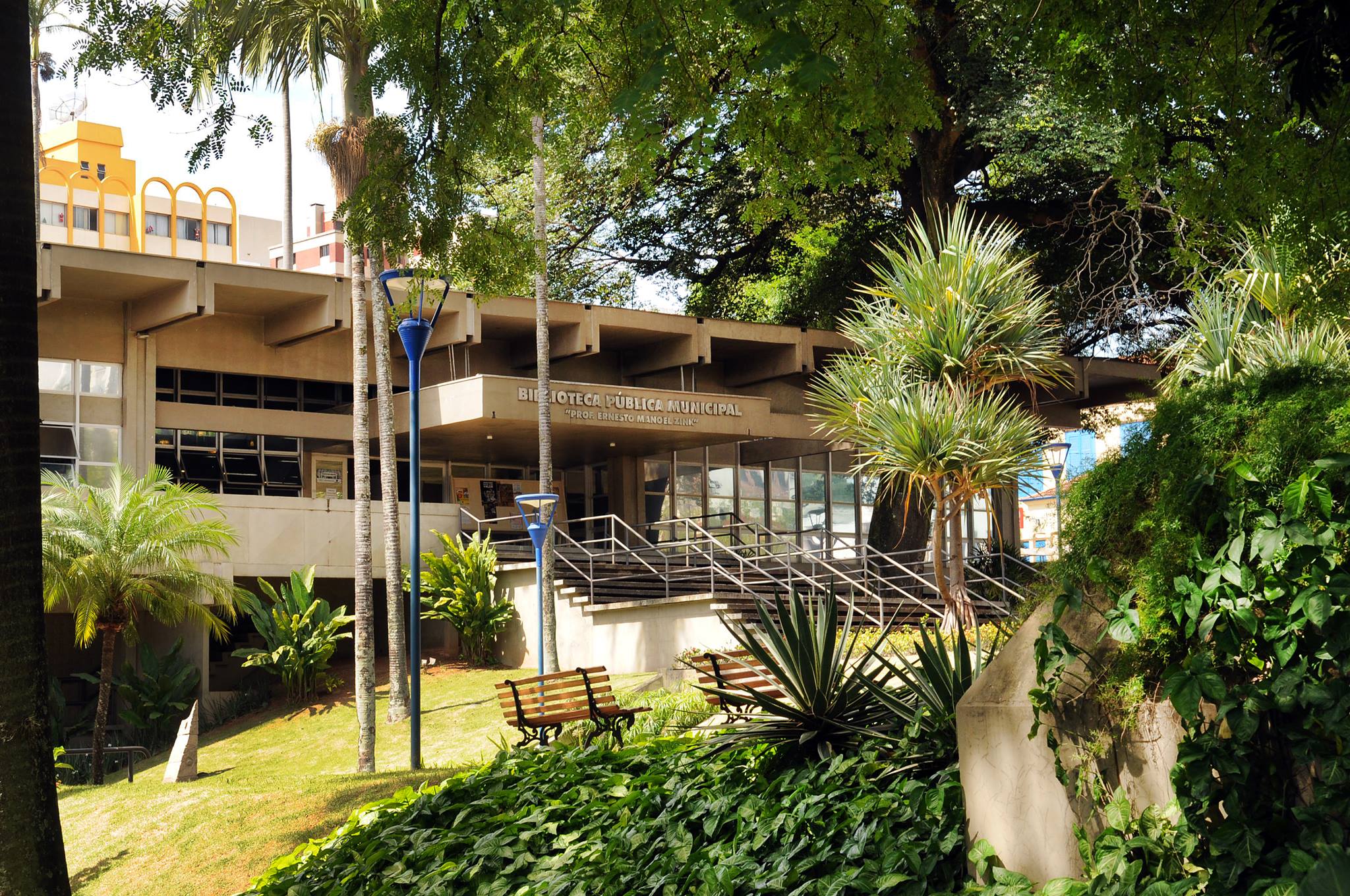 Biblioteca Zink promove sarau cultural