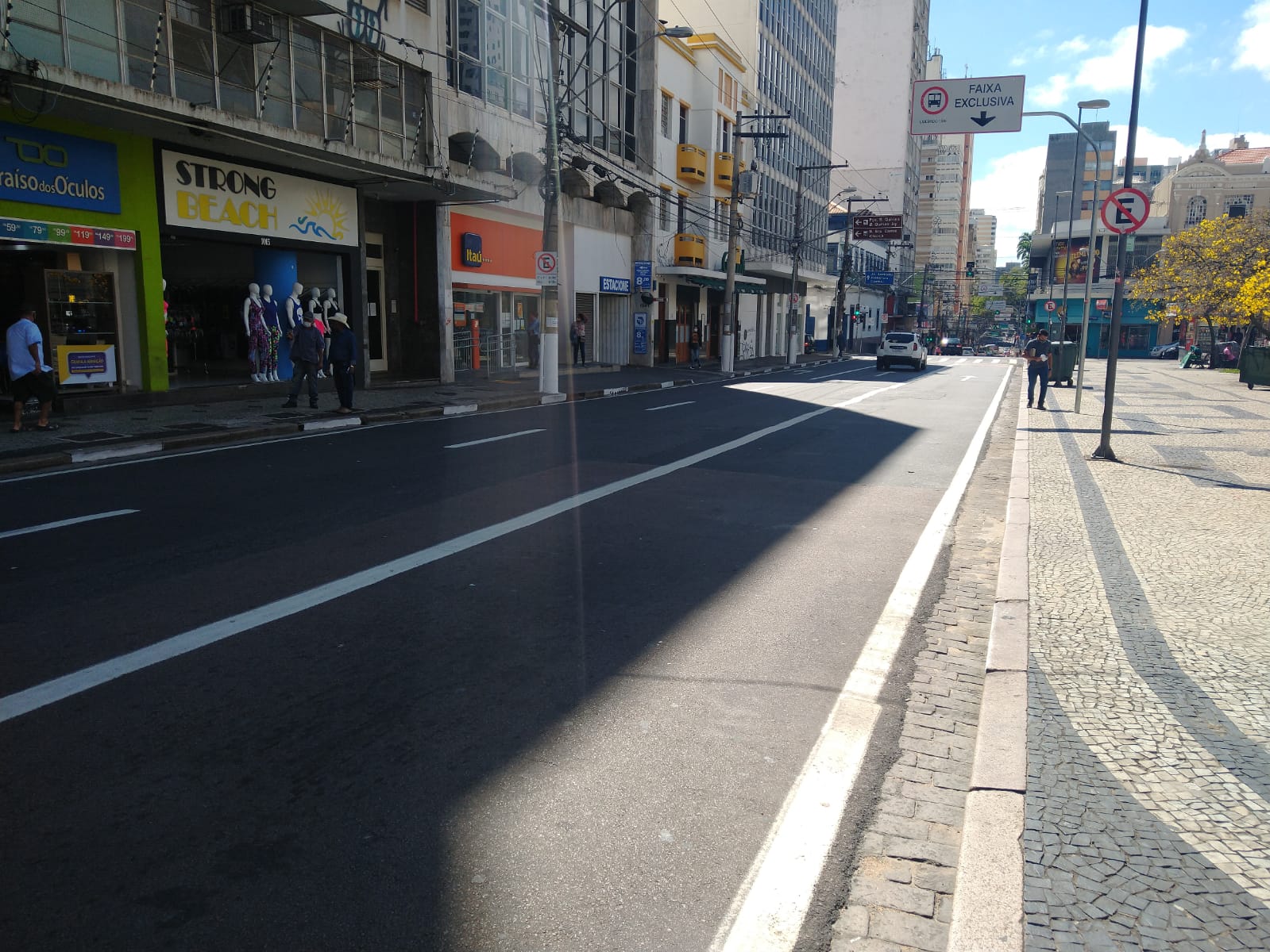 Faixa de ônibus da General Osório entra em operação