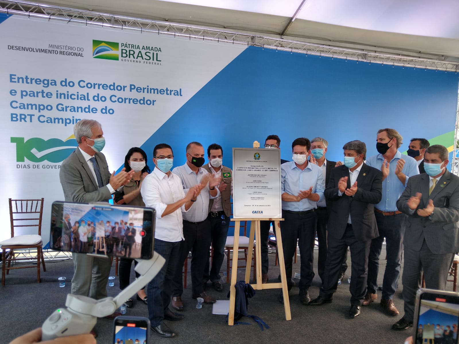 Ministro do Desenvolvimento Regional entrega trecho do BRT