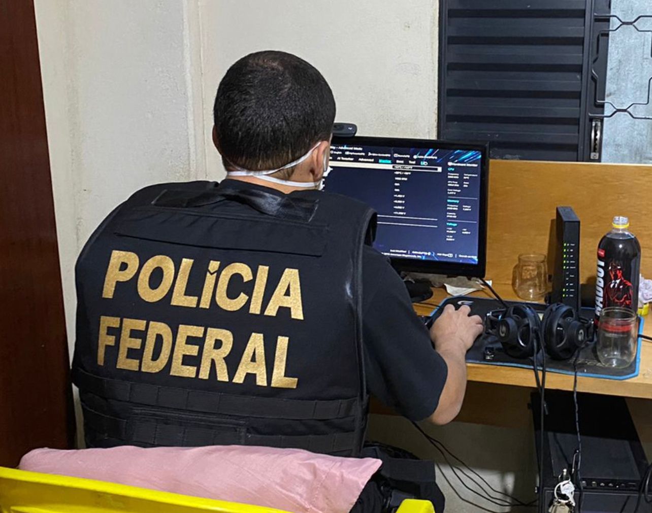 PF cumpre mandados em operação contra pornografia infantil