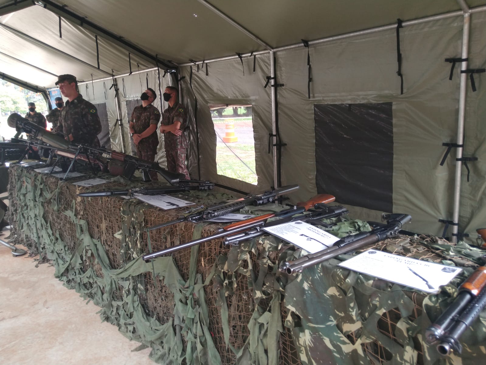 Exército apresenta práticas e equipamentos em Campinas