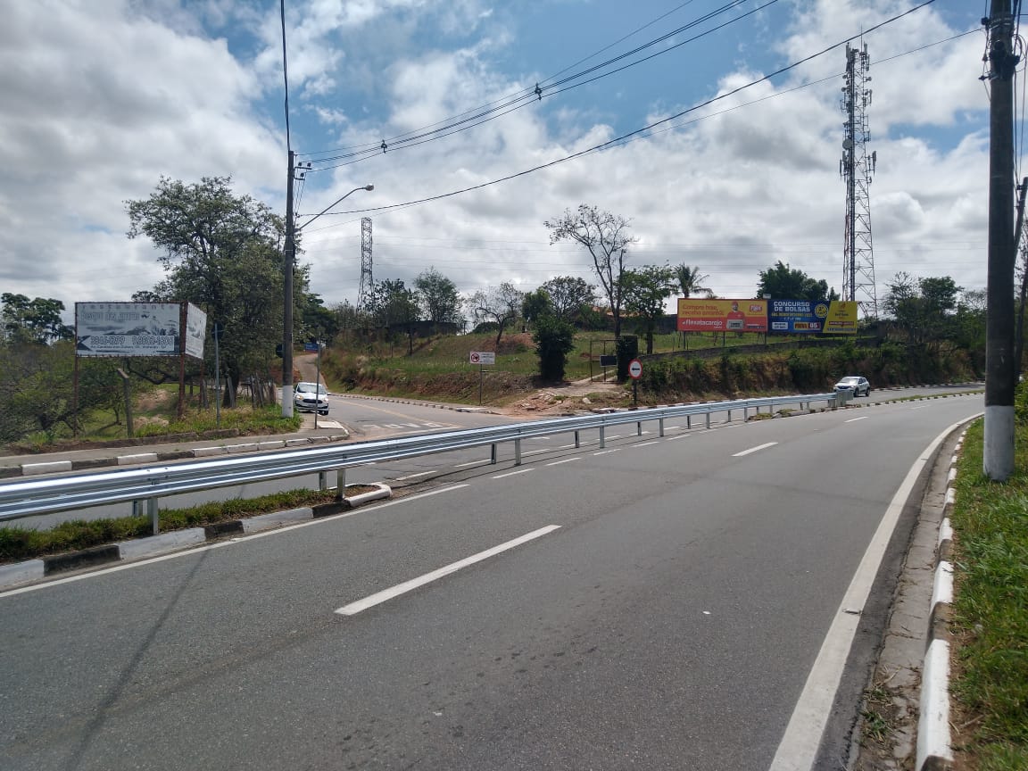Fechamento de acesso em Vinhedo gera polêmica