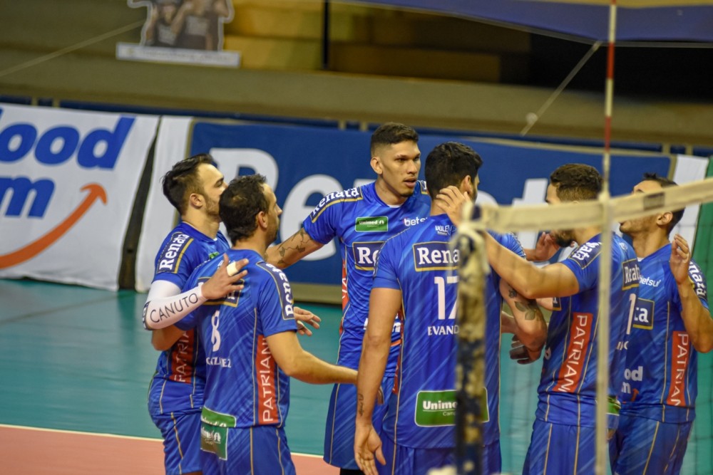 Primeiro lugar geral, Renata decide as semifinais do Paulista em Campinas