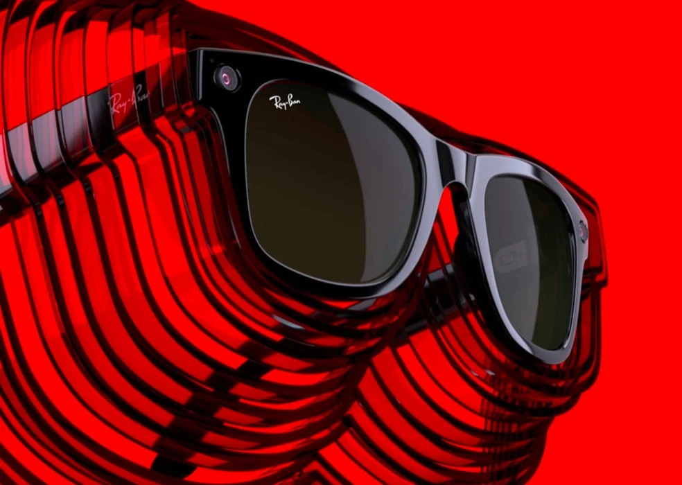 Ray ban se une ao Facebook e lança óculos inteligente