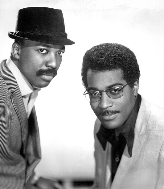 Os sucessos dos compositores Kenny e Leon