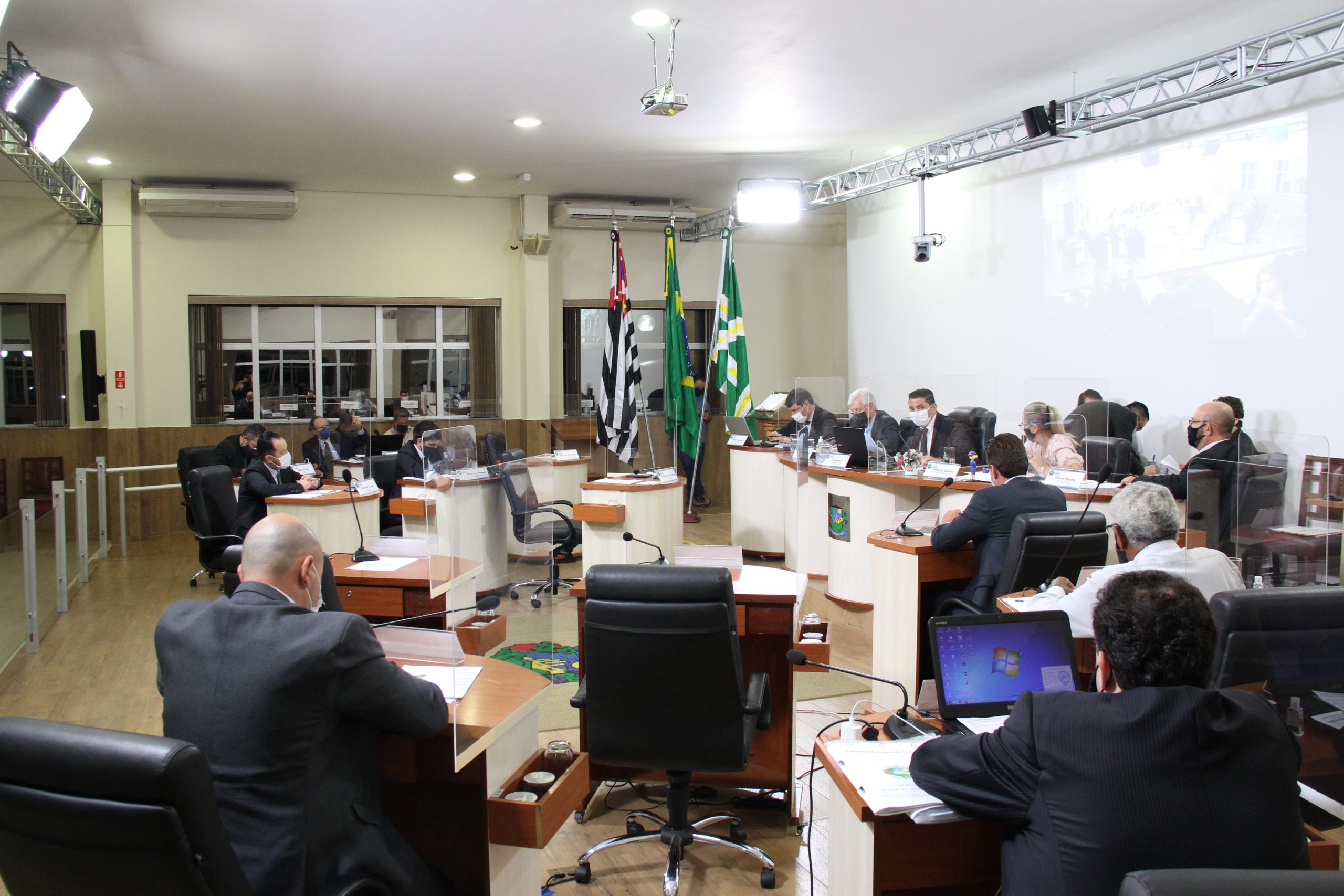 Vereadores de Valinhos aprovam PL para captação de água em Campinas