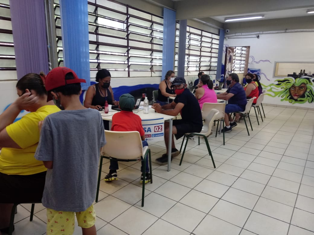 Oito escolas recebem ação para vacinar alunos contra Covid em Campinas