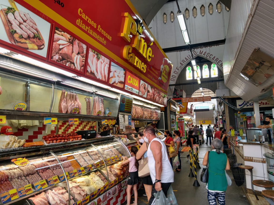 Preço da carne deve continuar alto até o período de festas