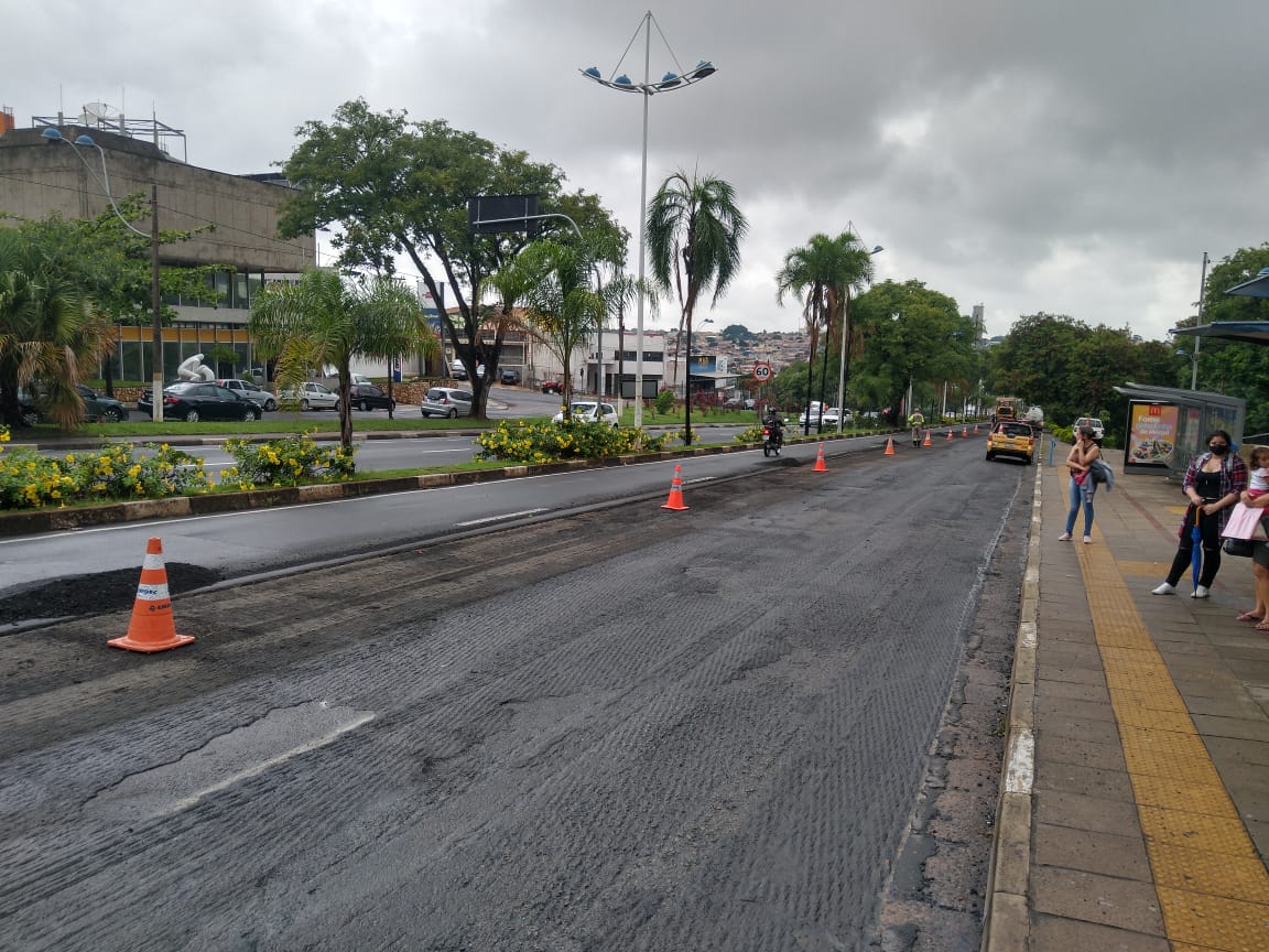 Obras na Prestes Maia começam, com bloqueio parcial da pista