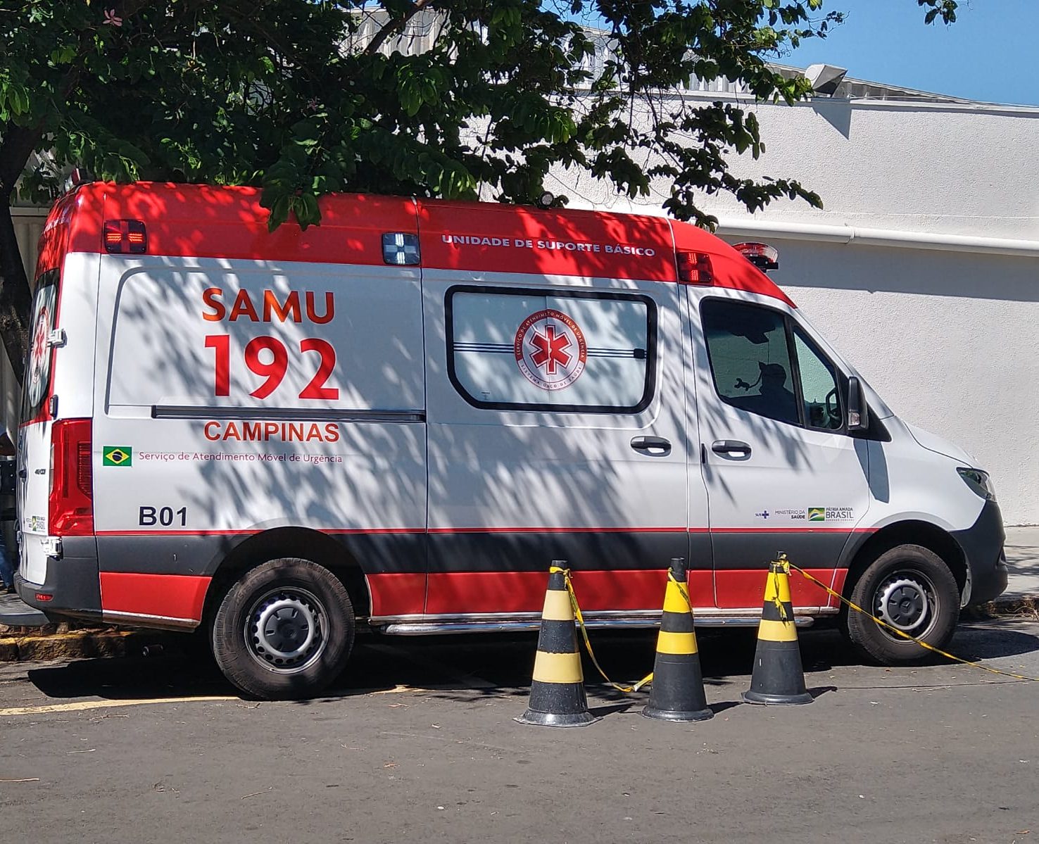 Idosa morre ao cair de uma maca do SAMU de Campinas