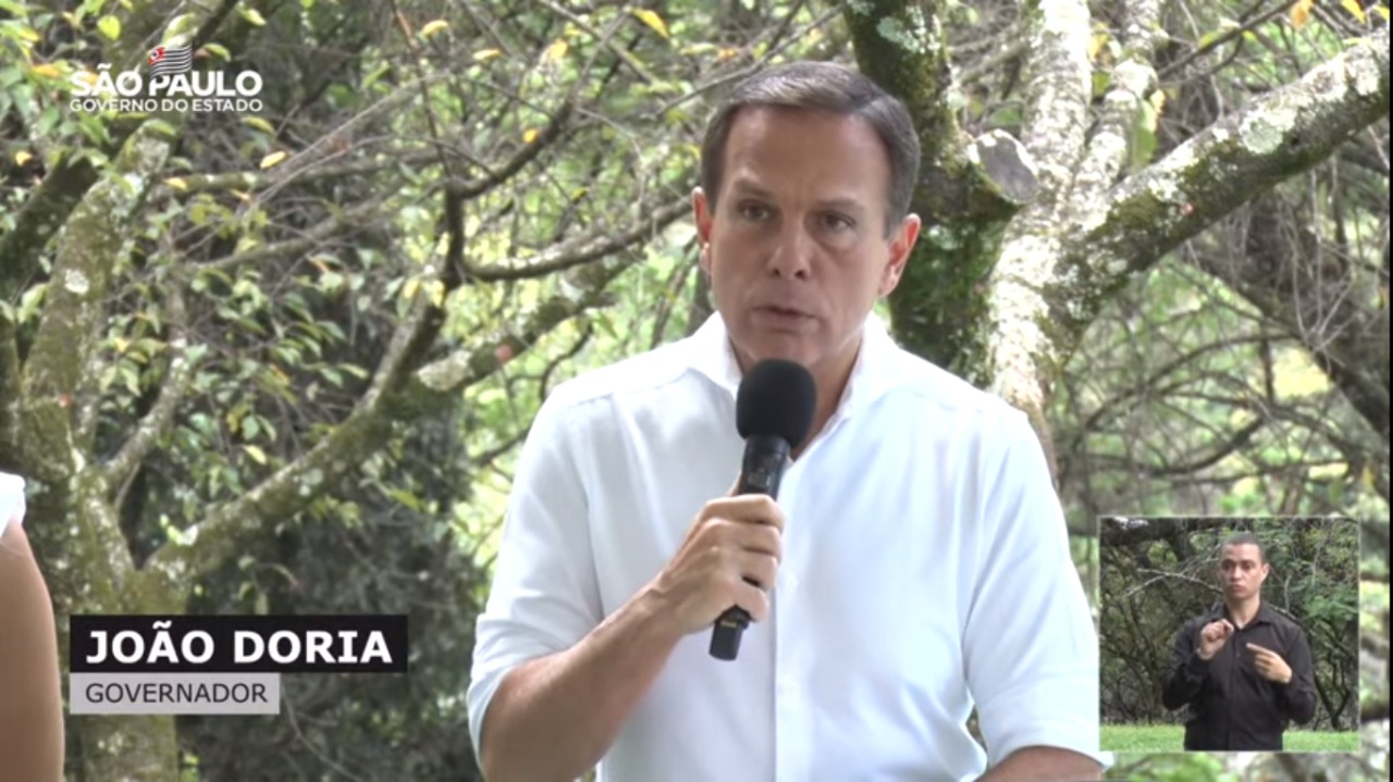 Estado tem menos de dois mil pacientes internados com covid-19