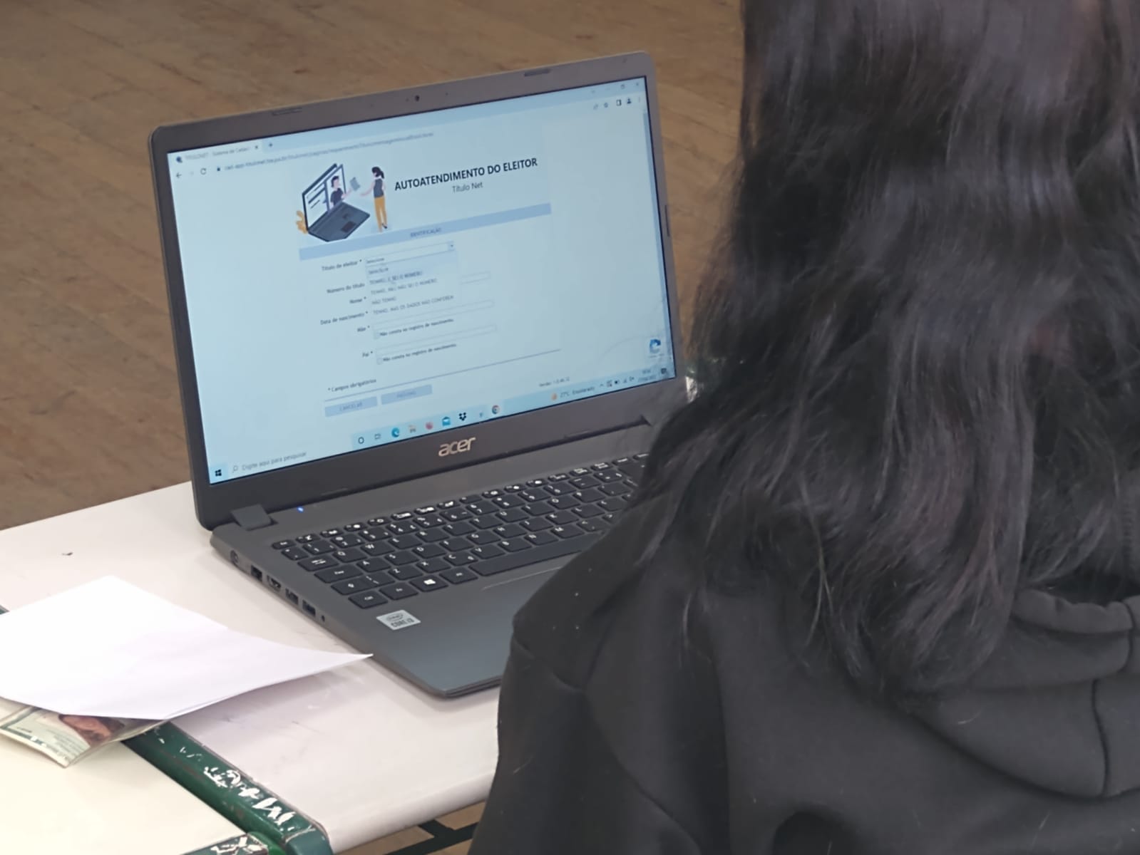 Escolas estaduais têm campanha para que jovens tirem o título de eleitor