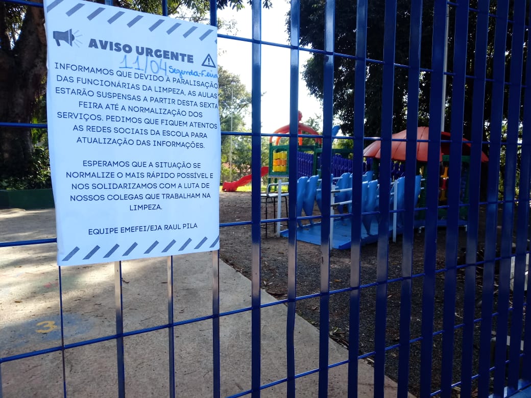 Prefeitura assina contrato com empresa e espera retomada de aulas