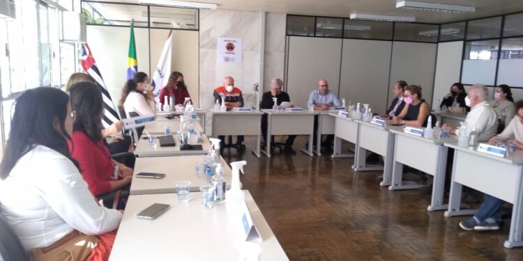 Campinas deixará de emitir boletins diários sobre a Covid-19