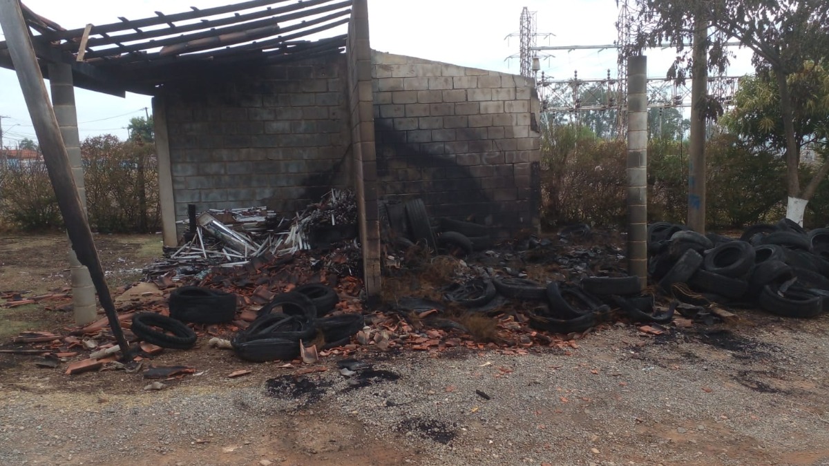 Contêineres do Ecoponto do Jardim Eulina são incendiados