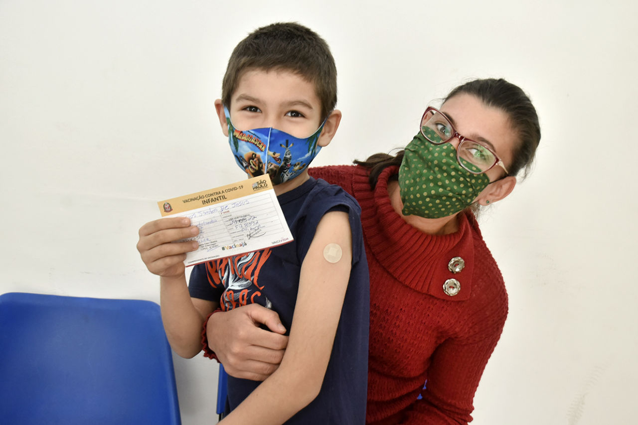 Jundiaí começa a aplicar dose de reforço para adolescentes nesta 2ª