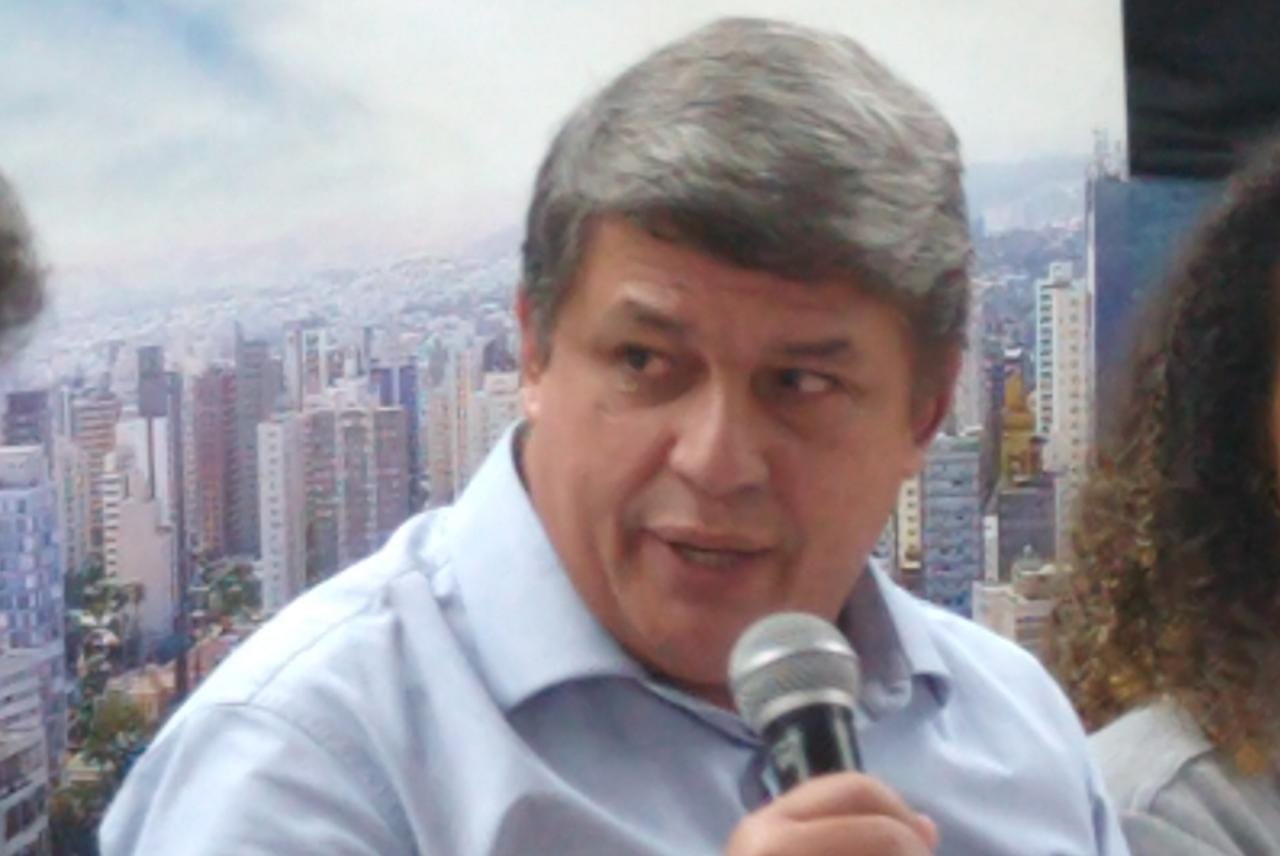 Wandão pondera sobre momento para o uso facultativo de máscaras nas escolas