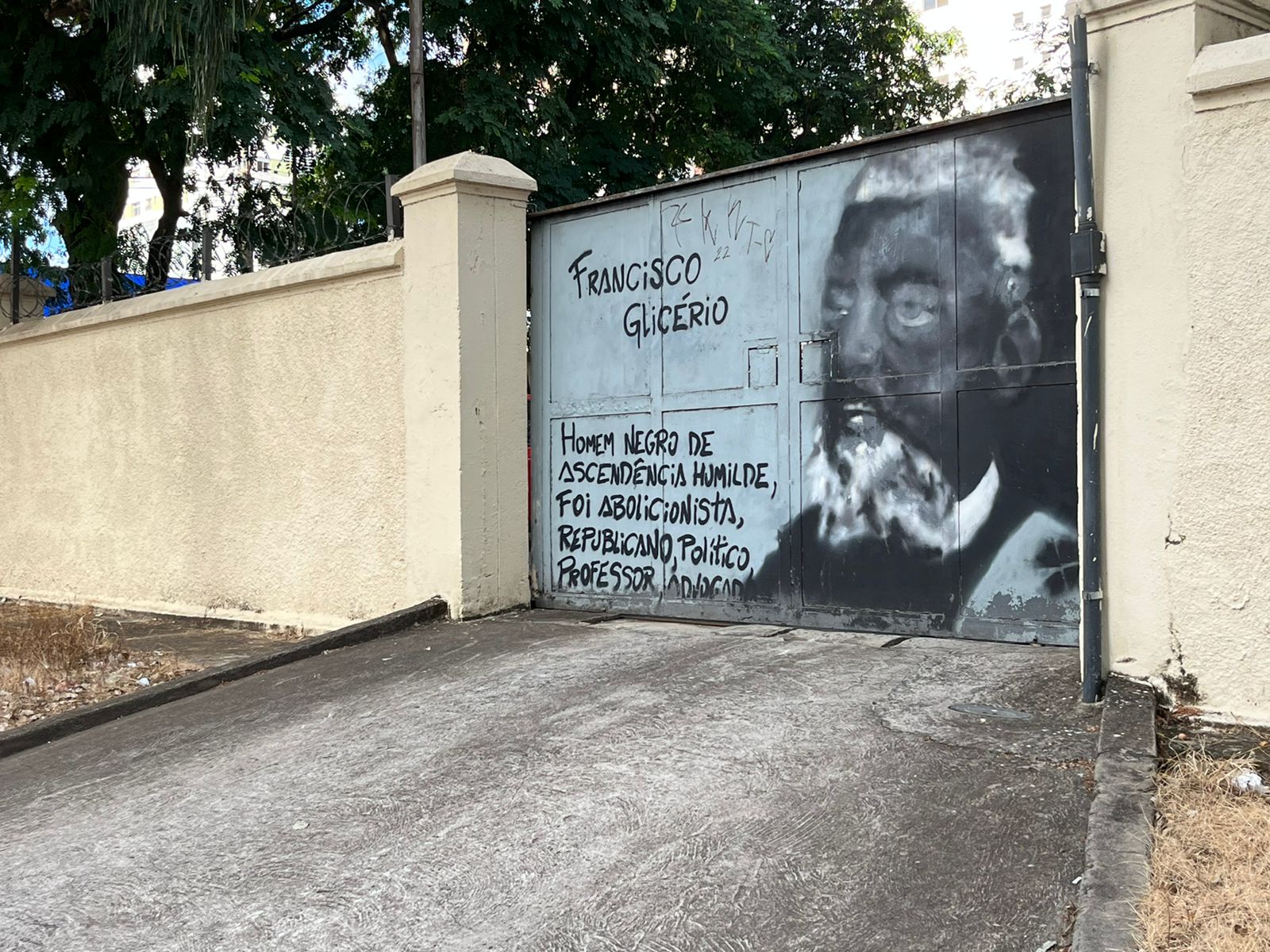 Estudante que ficou desacordado após confusão em escola tem alta hospitalar