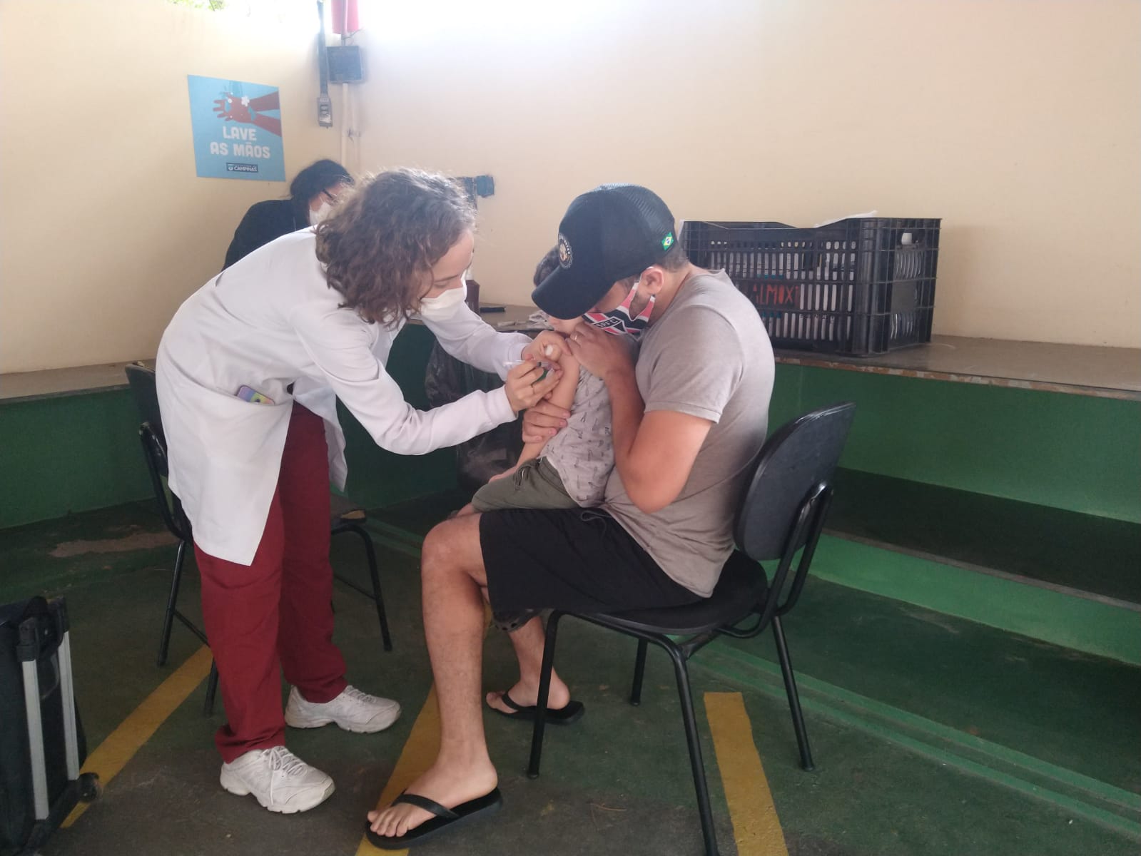 Campinas volta a vacinar crianças nas escolas