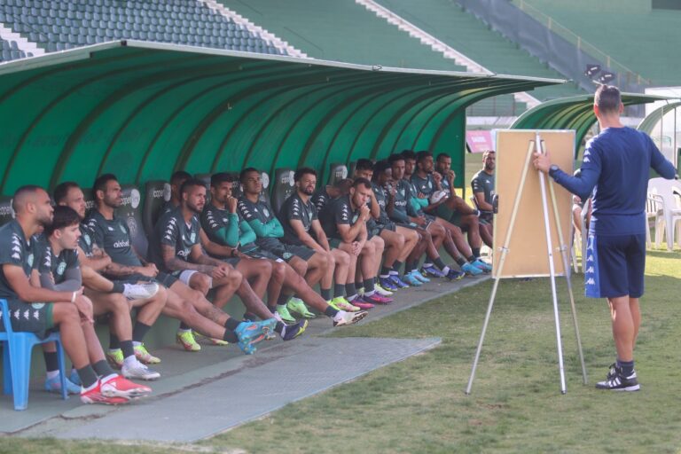 Ben Hur comanda o Guarani hoje contra o Ituano