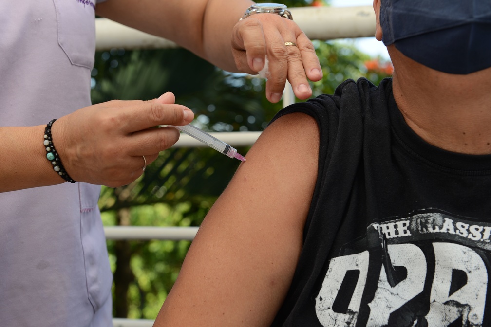 Limeira começa a aplicar 5ª dose da vacina contra covid-19