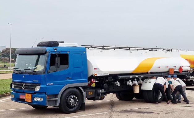 Ipem detecta fraude em veículo-tanque durante operação em Campinas