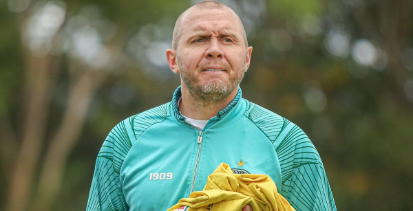 Mozart pode chegar nesta segunda; Pastana, Agnello e Barbarotti são outros nomes em pauta