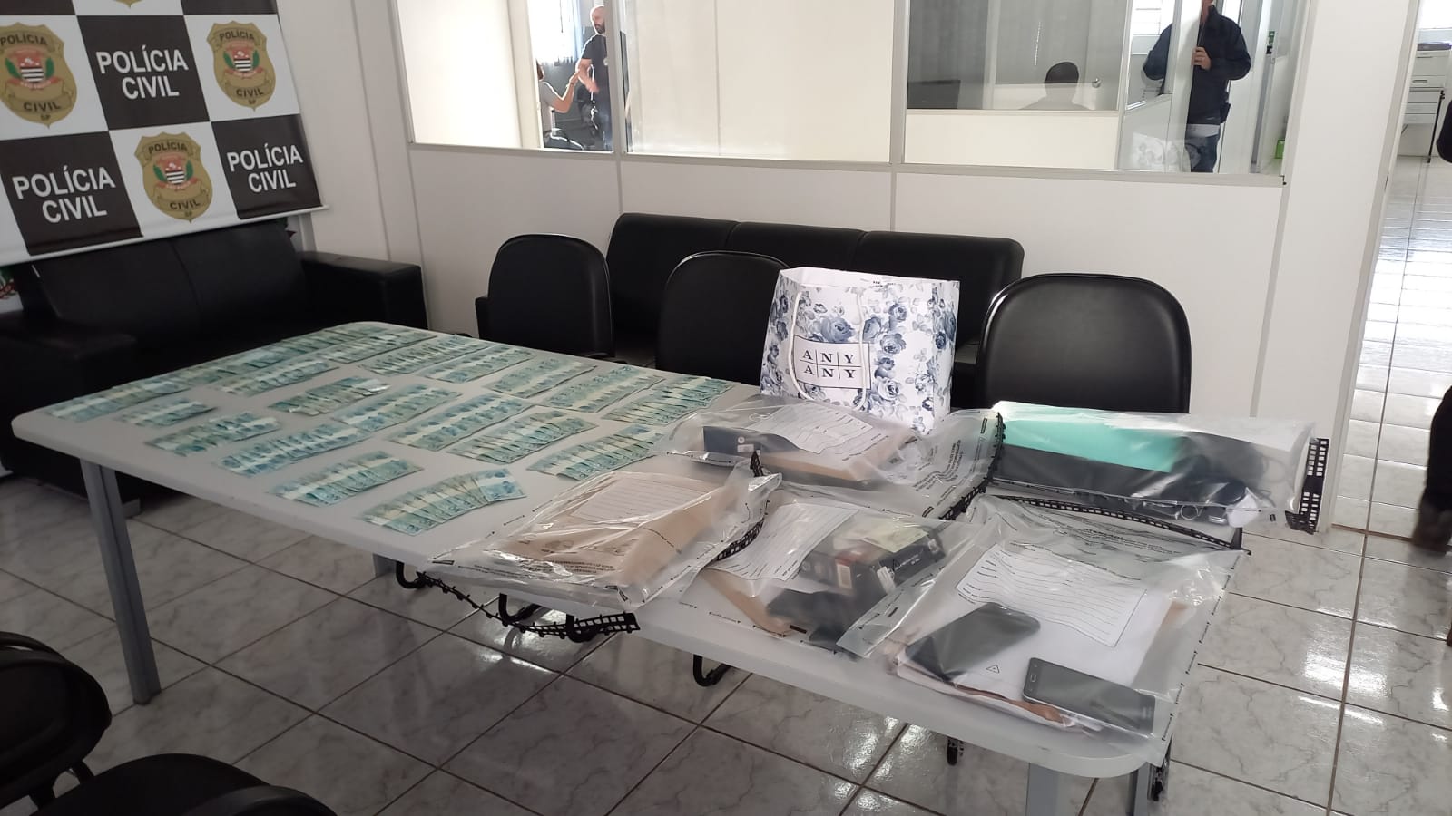 Operação do MP prende 10 suspeitos de cometer fraudes no IPTU em Limeira