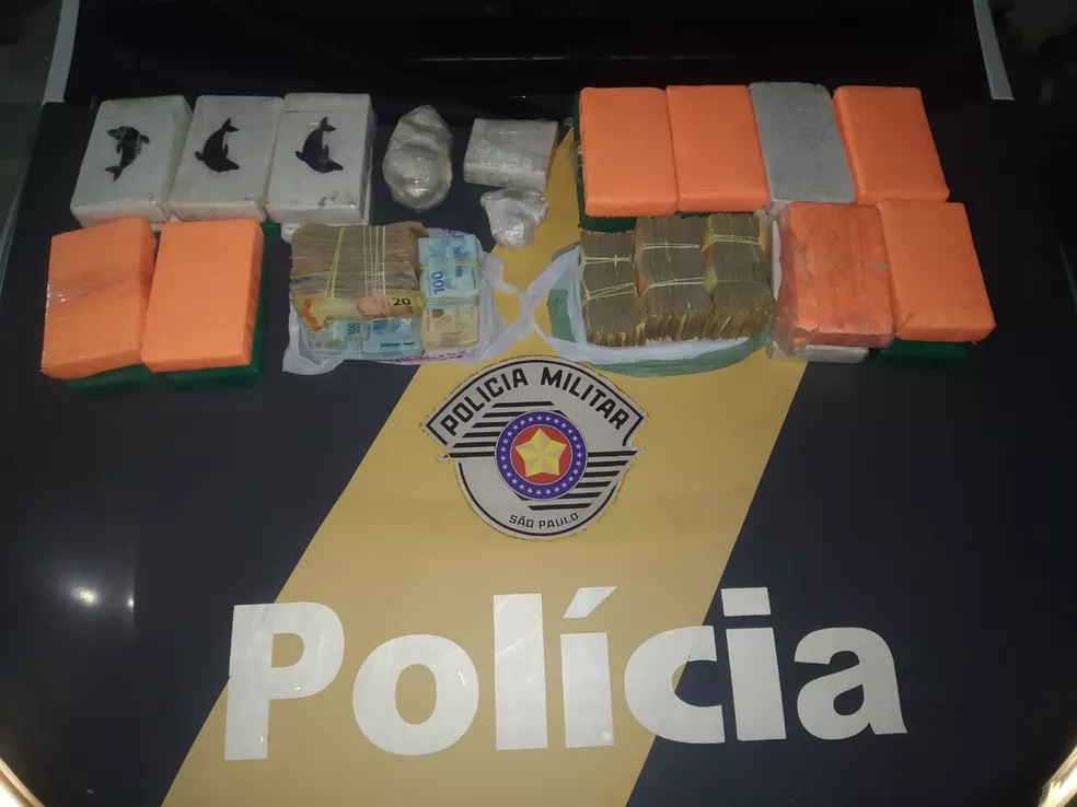 Polícia Rodoviária prende homem com 22 tijolos de cocaína
