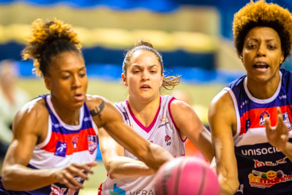 Vão começar os playoffs do basquete feminino, Vera Cruz joga dia 30