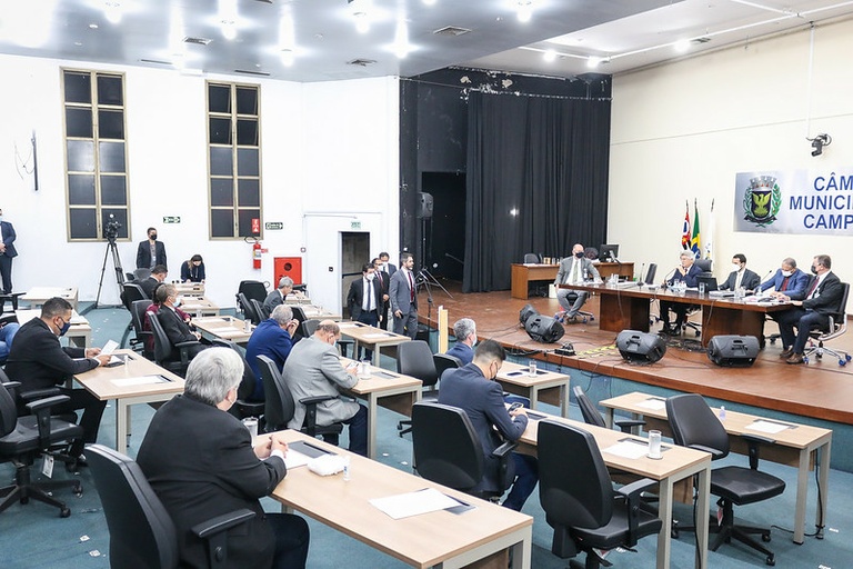 Câmara de Campinas vota reajuste de servidores nesta quarta