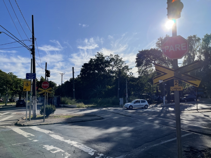 Viaduto da linha férrea da Av. Paulista, em Valinhos, começa a ser discutido